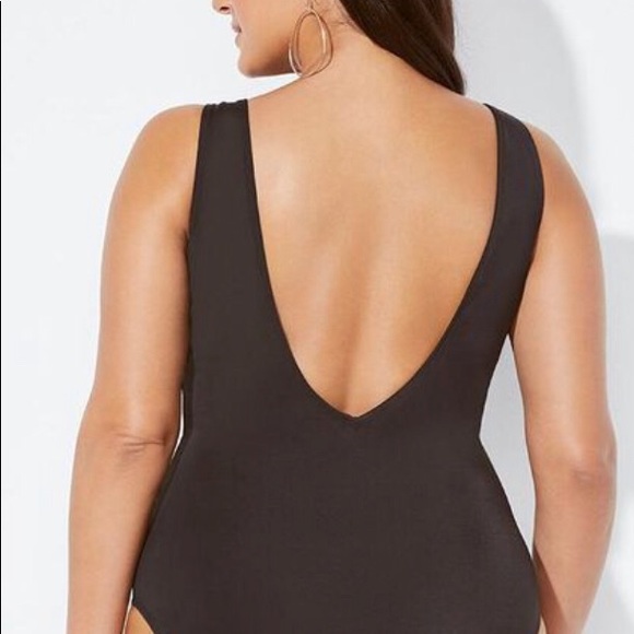 One piece swim - Picture 2 of 4